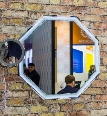 Зеркало Art&Max Argo AM-Arg-700-700-DS-F с подсветкой с сенсорным выключателем