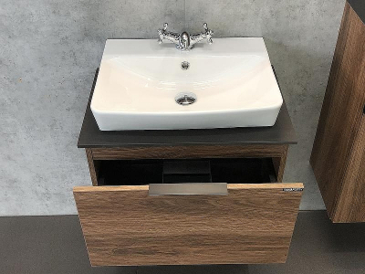 Тумба с раковиной Comforty Штутгарт 60 00004151039 подвесная Дуб темно-коричневый Черная столешница