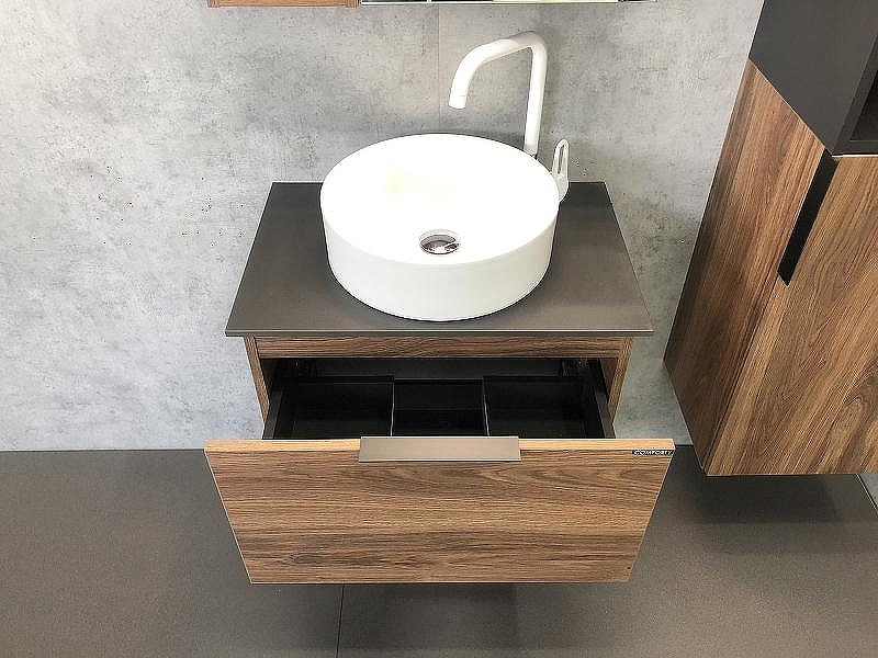 Тумба с раковиной Comforty Штутгарт 60 00-00001698 подвесная Дуб темно-коричневый Черная столешница, купить, цена, заказать, магазин, доставка, скидка, промокод, купить, цена, заказать, магазин, доставка, скидка, промокод