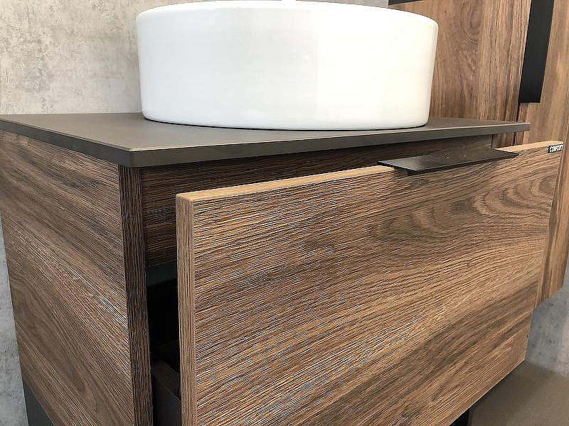 Тумба с раковиной Comforty Штутгарт 60 00-00001698 подвесная Дуб темно-коричневый Черная столешница, купить, цена, заказать, магазин, доставка, скидка, промокод, купить, цена, заказать, магазин, доставка, скидка, промокод